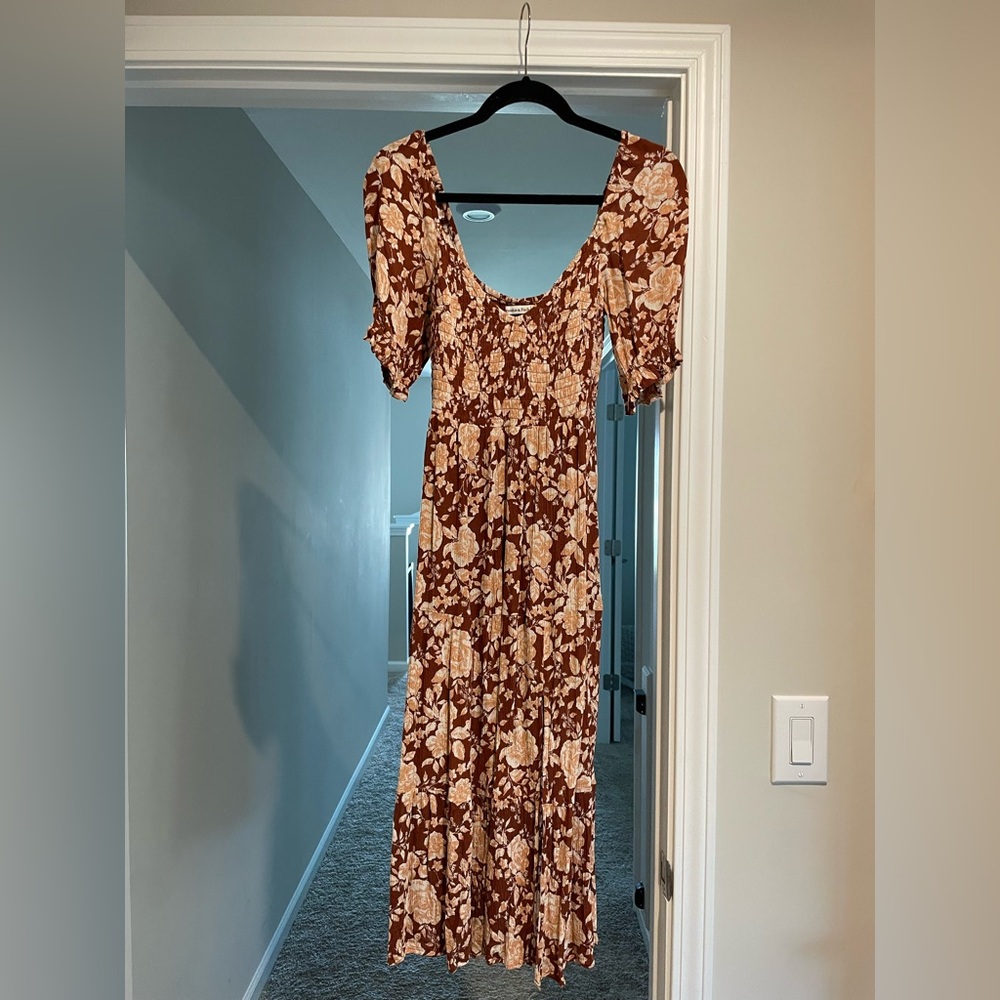Abercrombie floral midi dress- size small
